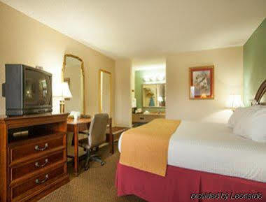 Super 8 By Wyndham Garysburg/roanoke Rapids Garysburg