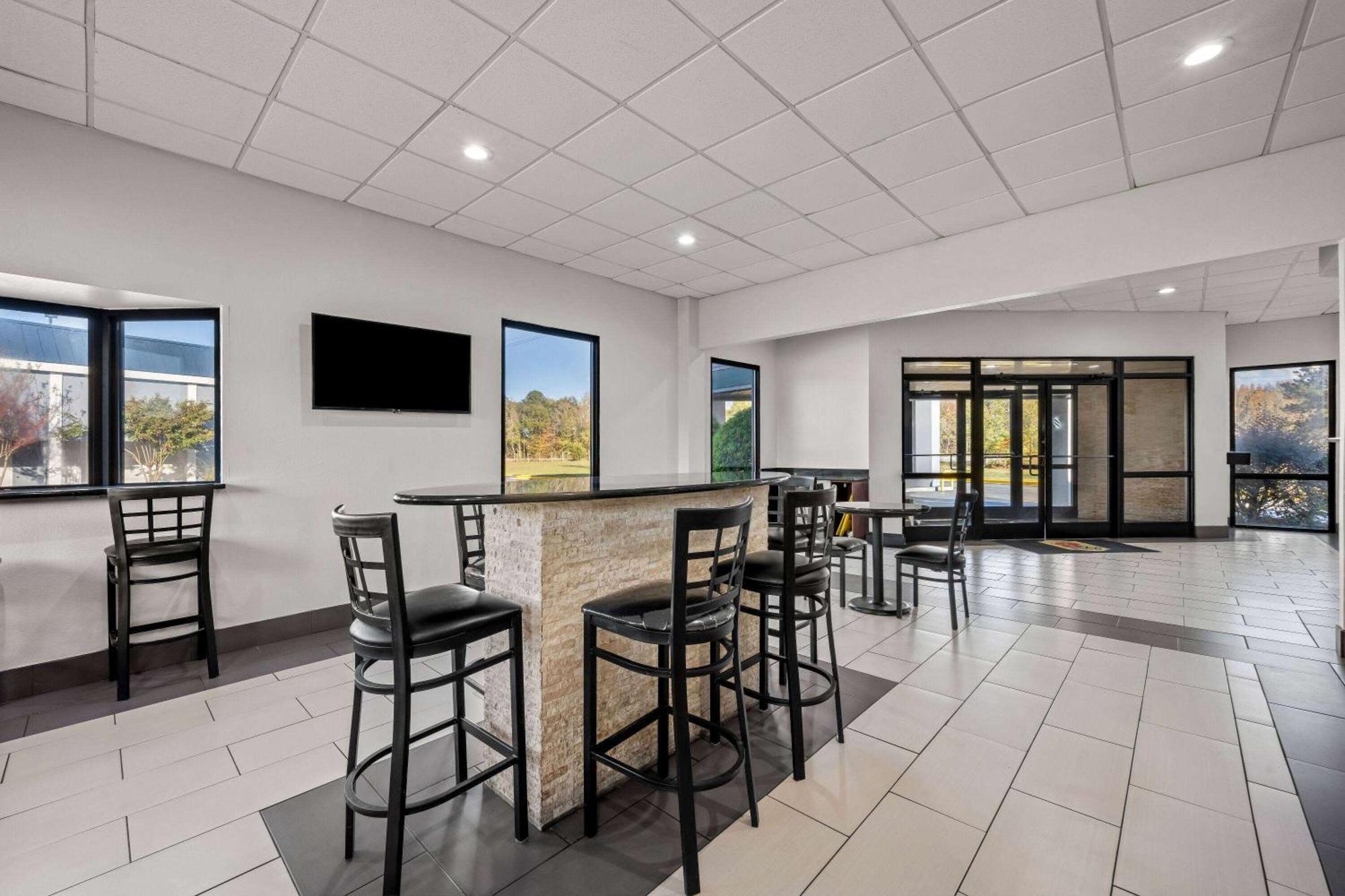 Hotel Super 8 By Wyndham Garysburg/roanoke Rapids Garysburg