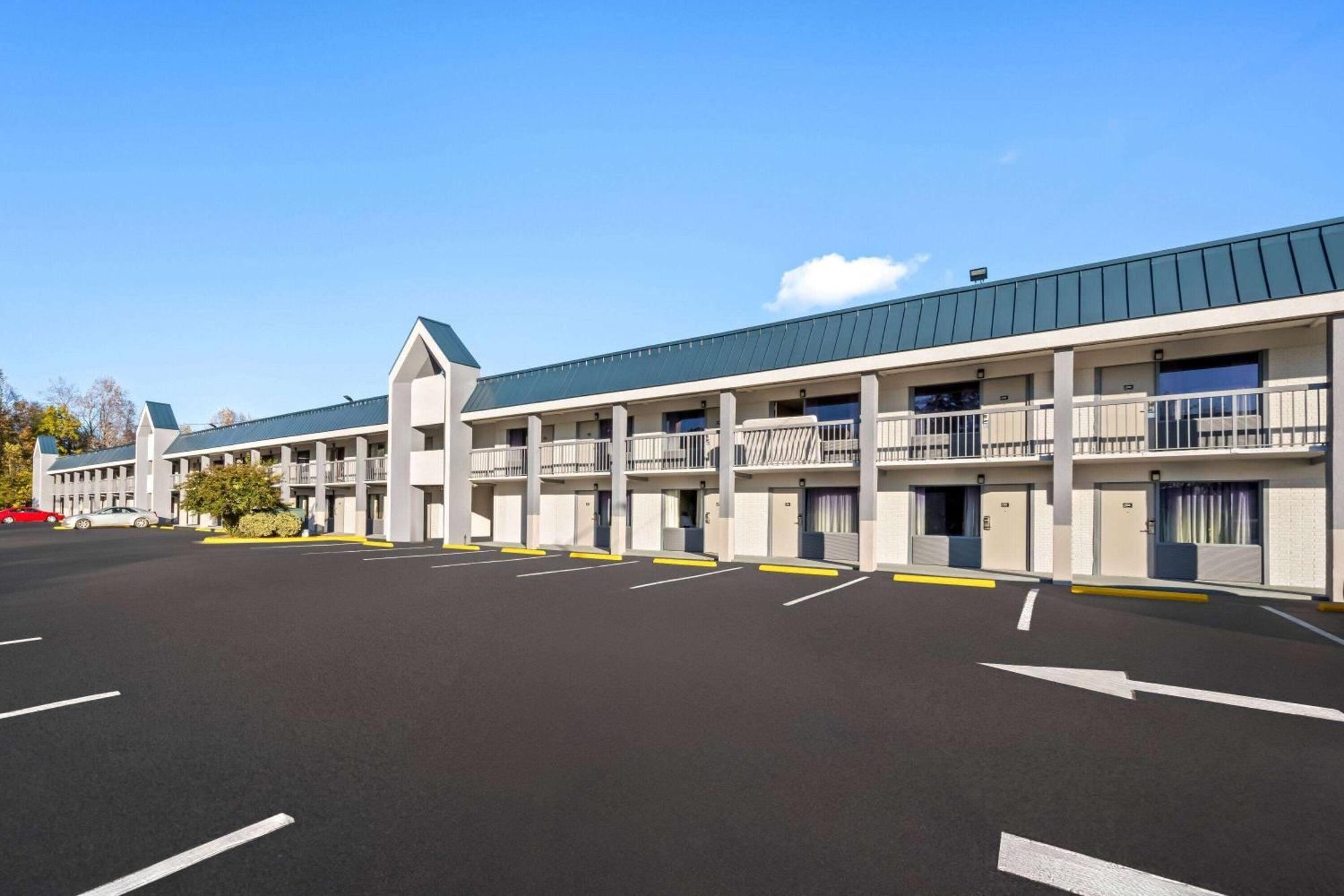 Hotel Super 8 By Wyndham Garysburg/roanoke Rapids